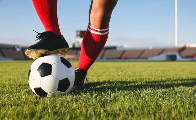 Jadwal Bola Hari Ini: Persib dan Persija Main, Chelsea dan Man City Juga Tampil