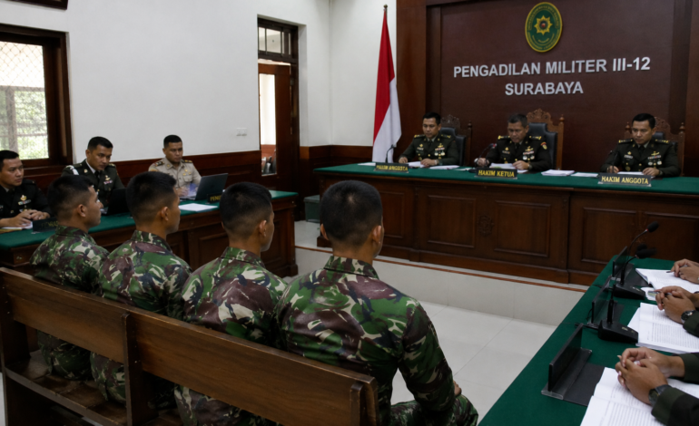 Empat Prajurit TNI Hadapi Sidang Tuntutan Kasus Penyiraman Air Keras Andrie Yunus