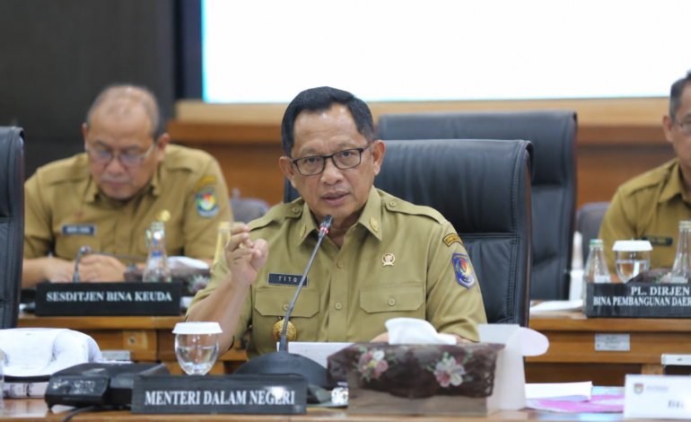 Mendagri Dorong Pemda Segera Cairkan Tambahan TKD Pascabencana Sumatera