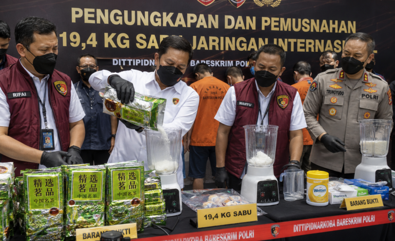 Bareskrim Musnahkan 19,4 Kg Sabu Berkedok Kemasan Teh China