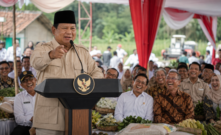 Prabowo Bercanda soal Dolar, Singgung Purbaya hingga Titiek Soeharto