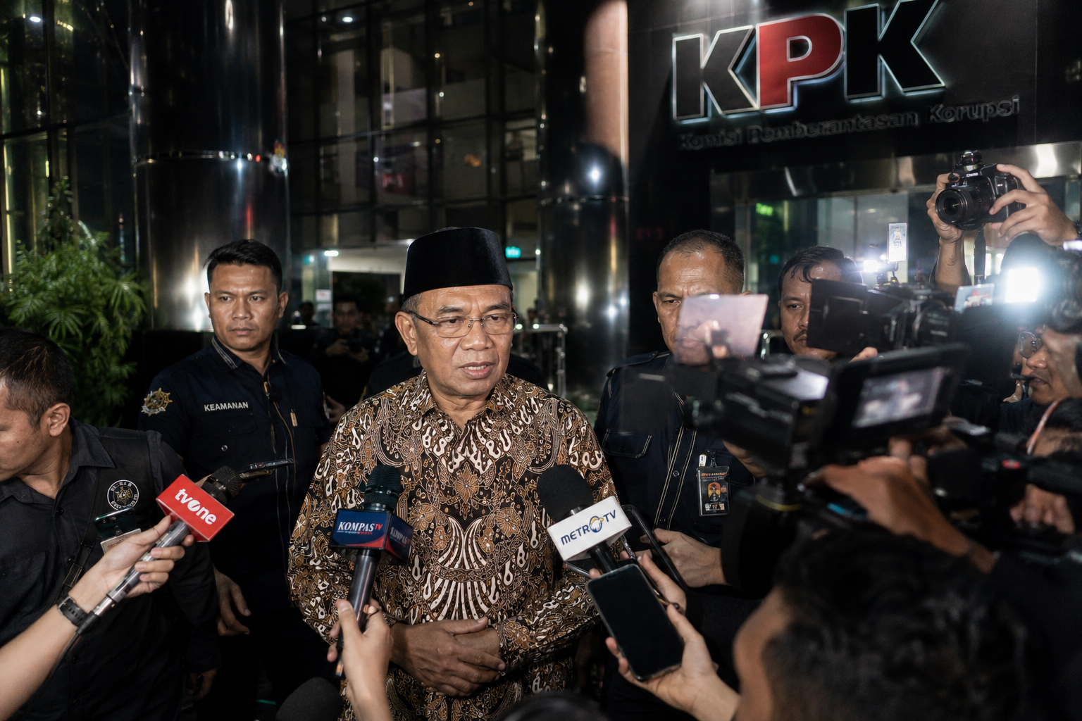 Muhadjir Effendy Diperiksa KPK soal Kuota Haji 2022 Hari Ini