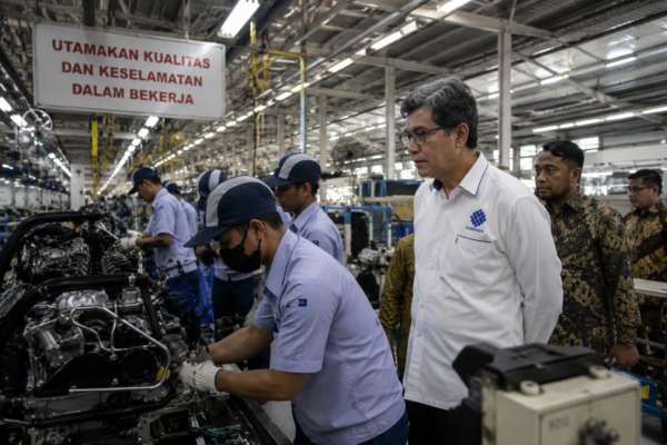 Menaker Respons Isu Dua Pabrik Otomotif Jepang Pindah ke Vietnam, Pemerintah Turun Tangan