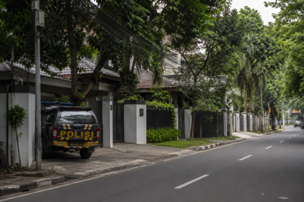 Kondisi Kediaman Jampidsus Berangsur Normal, Mobil Polisi Masih Terlihat Berjaga