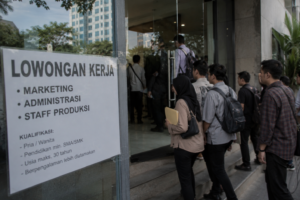 Purbaya Soal PHK di Tengah Ekonomi Tumbuh 5 Persen: Jangan Hanya Lihat Perusahaan Bangkrut